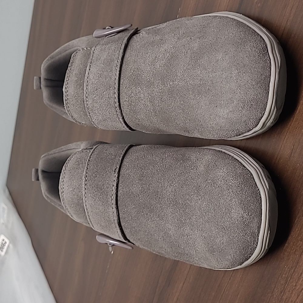 Easy Spirit Size 8.5 Medium Gray Harby Slip On Sneakers